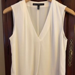 White House black market top